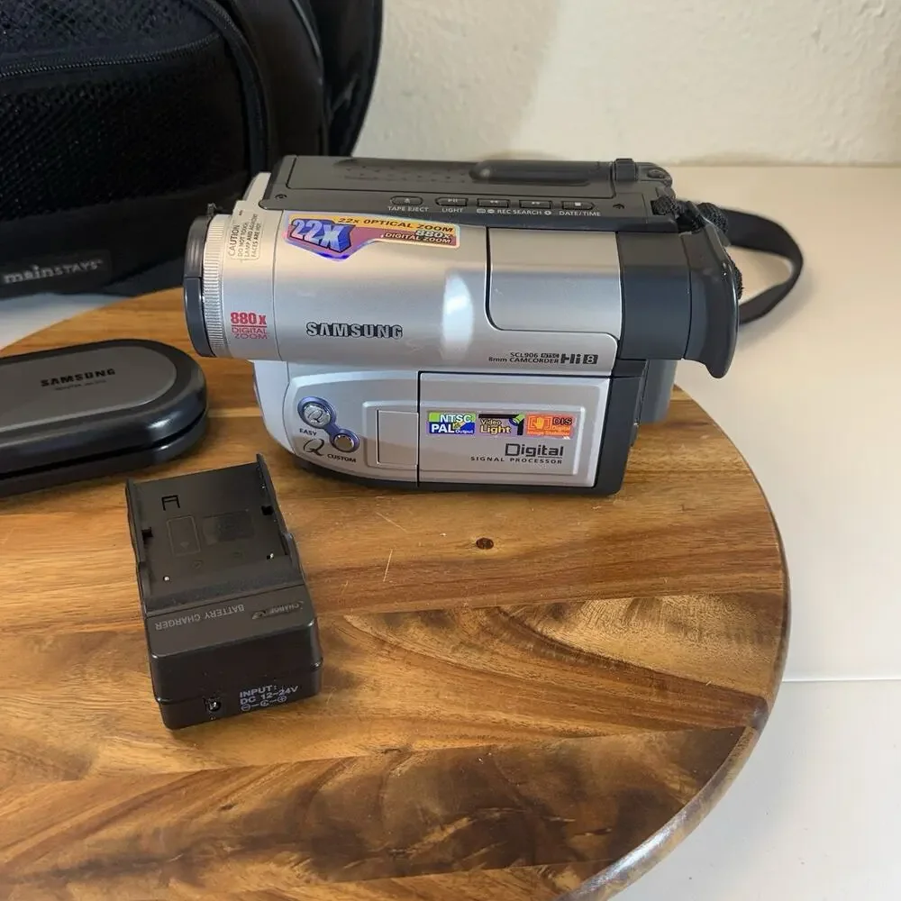 Samsung SCL906 Hi8 8mm Camcorder Video Transfer Tested Battery & Tape BUNDLED